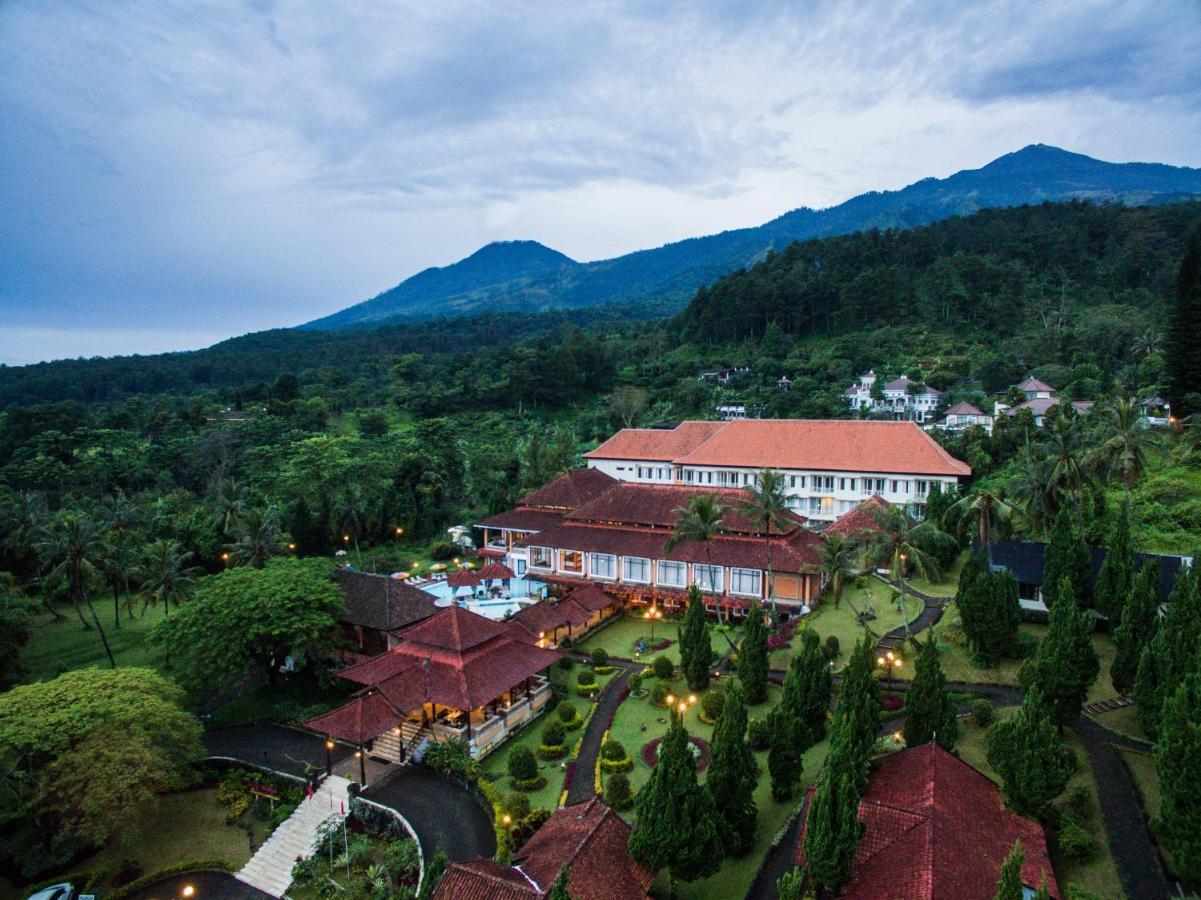 Royal Hotel And Villas Травас Екстер'єр фото